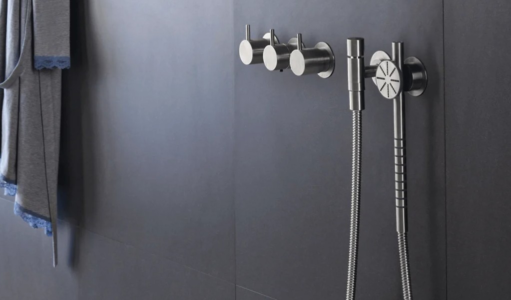 vola hand shower