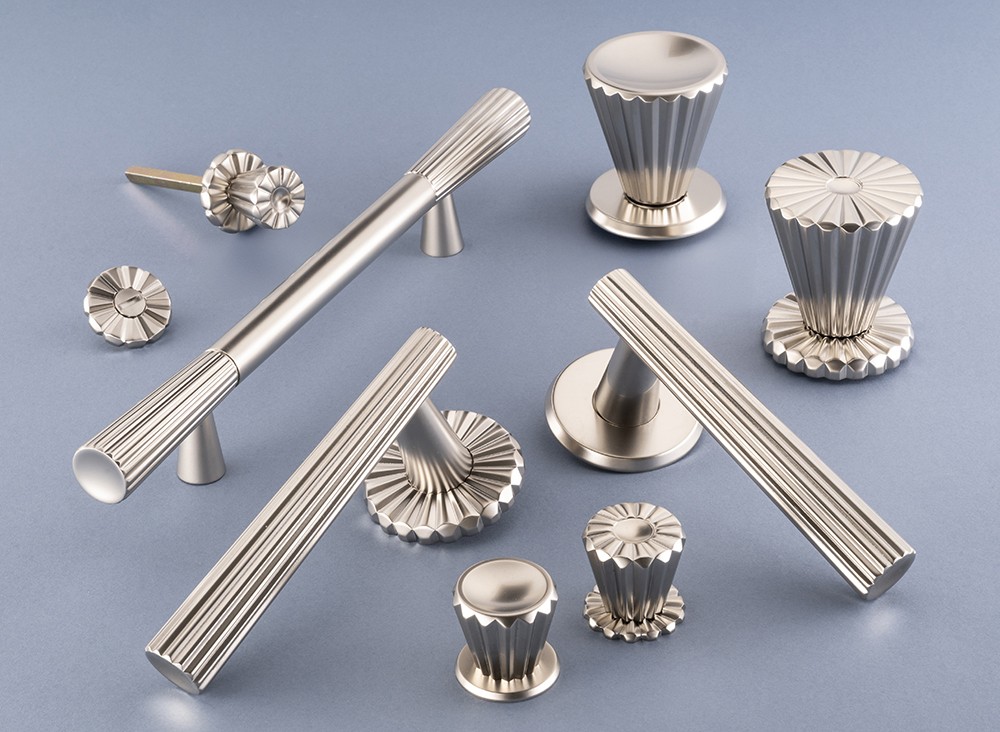 Fluted knobs, levers, and pulls from Frank Allart