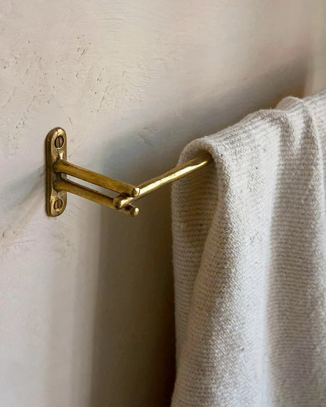 Our Small Batch series turns the spotlight on Mi&Gei: a design studio blending artistry and functionality to craft premium, sculptural hardware. 

Inspired by thoughtful form and tactile detail, each piece, like the Forme N°16 Brass Towel Bar and Forme N°29 Brass Cabinet Pull, combines timeless materials with refined proportions to elevate everyday spaces. Their brass hardware is made with recycled brass, living finishes, and an artisan sensibility that deepens with age and use.

Explore more of Mi&Gei in our showrooms.

@miandgeihardware #miandgei #alexandermarchant #smallbatchdesign #brasshardware #interiordetails #modernhardware #homedesigninspo #interiorstyling #hardwaredesign #bathroomhardware #cabinethardware #architecturaldesign #moderninteriors #brassdecor #designcuration #elevatedinteriors #homerenovationideas #interiordesign #designinspiration #sustainabledesign