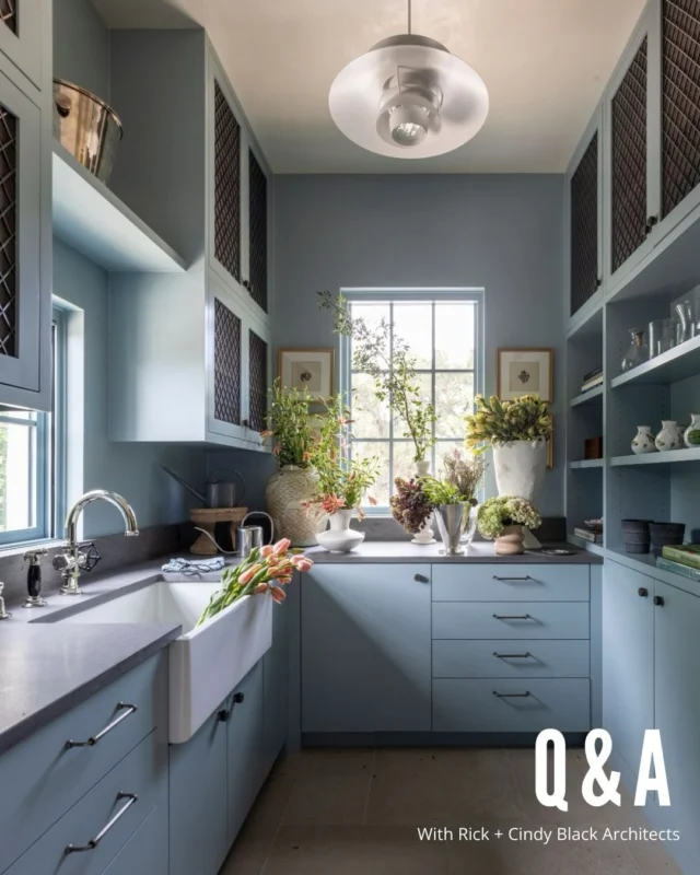 In this stunning mediterranean inspired home overlooking Lake Travis, we had the pleasure of supplying many fixtures throughout the space. In our Q&A with Rick + Cindy Black Architects, we asked Cindy what led her and their client to choose the Waterworks Polished Nickel Regulator Bar Faucet featured in the floral room. See why this faucet became the perfect finishing touch for the room in our Q&A above.

Architecture: @rickandcindyblack 
Interiors: @kristennixinteriors 
Contractor: @classicconstructors 
Landscape: @jpbdesignstudio 
Photography: @lisaromerein 

#alexandermarchant #austindesign #waterworks #designinspo #luxuryfaucets