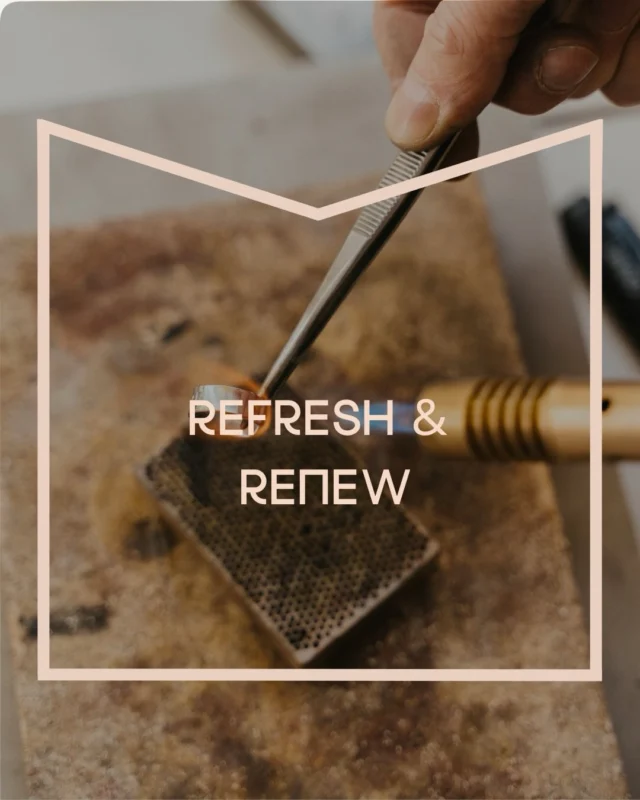 Sometimes renewal doesn’t require a full renovation. Marion Cage reimagines hardware as small sculptural statements thoughtfully crafted in metal and designed to be experienced as much as seen. 

Each piece introduces weight, texture and a subtle statement to the room. Metal becomes more than functional. It becomes grounding and renewing anchoring the space through touch, form and a considered refresh.

#alexandermarchant #marioncage #renew #homerefresh @marioncage