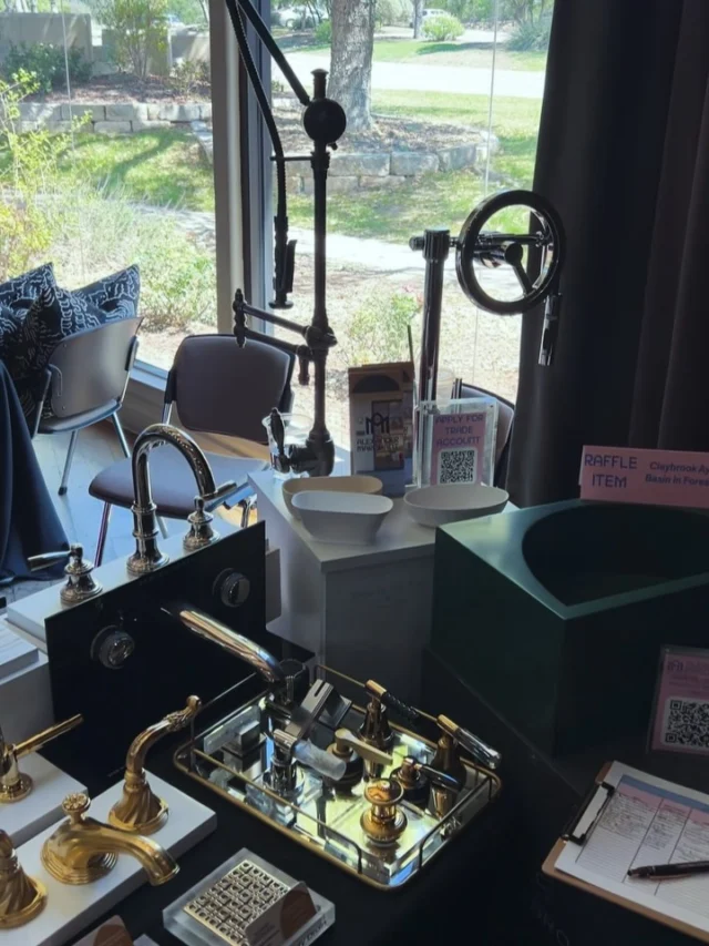 We had such a great time at the ASID San Antonio Design Community’s Business Side of Design. Thank you to everyone who stopped by our table! We loved connecting with you.

#alexandermarchant #asid #satxdesign #satxevents