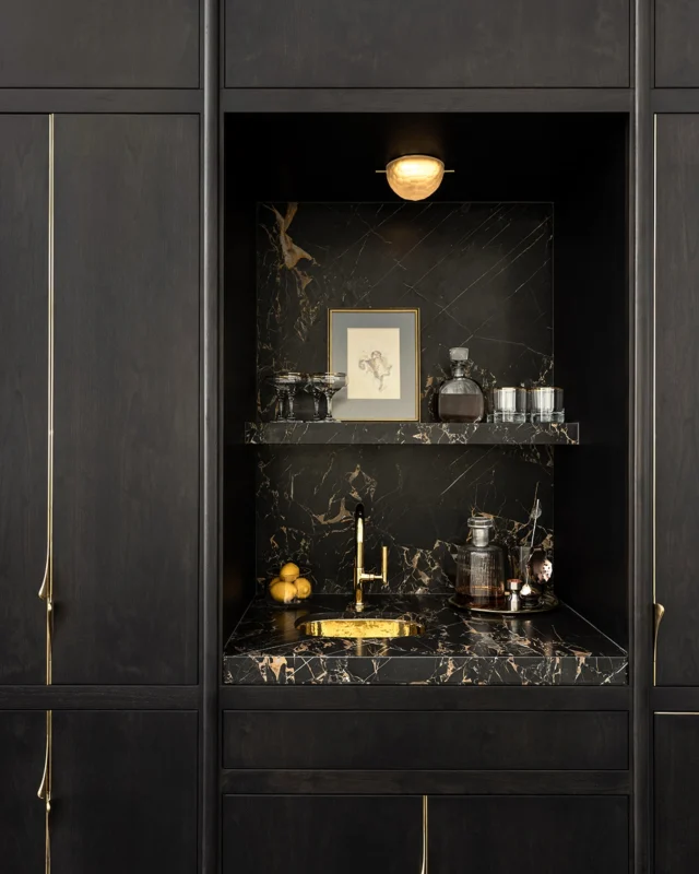 A study in refined detail, @waterworks layers their sculptural Bond bar faucet, Normandy bar sink, Lucia light, and Keystone marble to create a space that feels both modern and enduring.

#waterworks #interiordesign #homedesign
